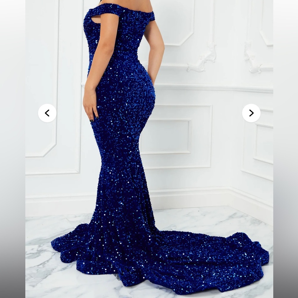 Elegant Blue Sequin Gown